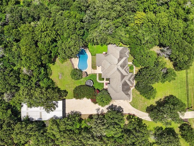 5708 Pecan Circle, Alvarado, TX 76009