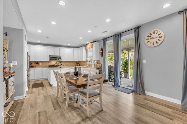 8328 Westcliffe Drive, Avon, IN 46123