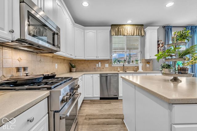8328 Westcliffe Drive, Avon, IN 46123