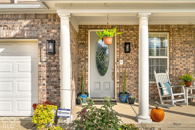 8328 Westcliffe Drive, Avon, IN 46123