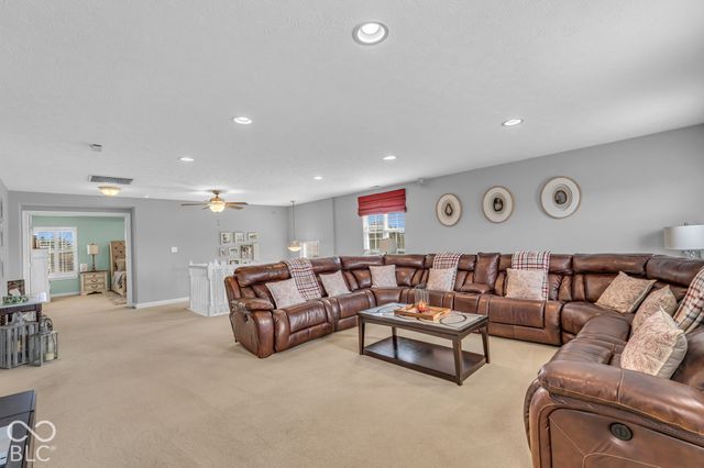 8328 Westcliffe Drive, Avon, IN 46123