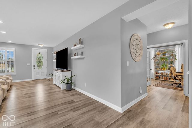 8328 Westcliffe Drive, Avon, IN 46123