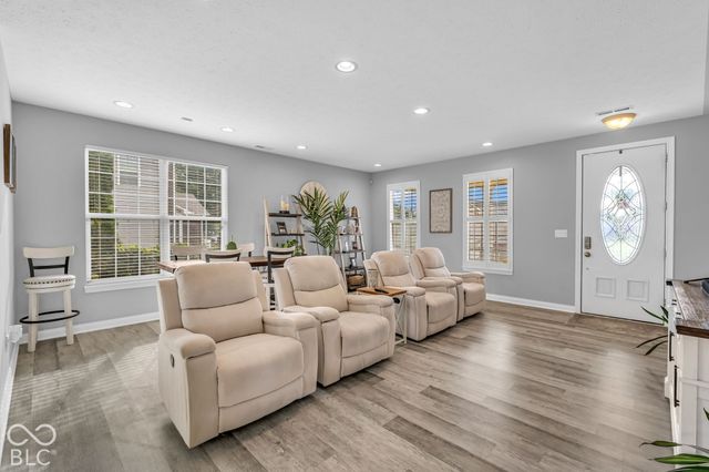 8328 Westcliffe Drive, Avon, IN 46123