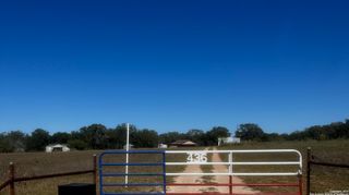 436 Old Colony, Seguin, TX 78155