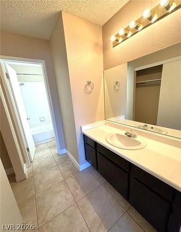 7013 BROWN DERBY Circle 0, Las Vegas, NV 89128