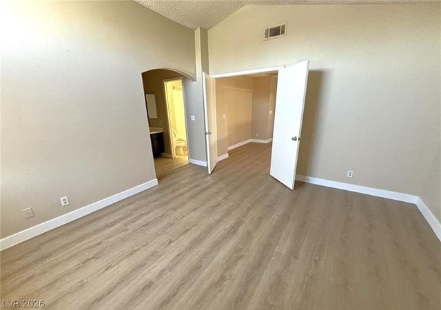 7013 BROWN DERBY Circle 0, Las Vegas, NV 89128
