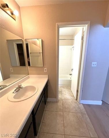 7013 BROWN DERBY Circle 0, Las Vegas, NV 89128