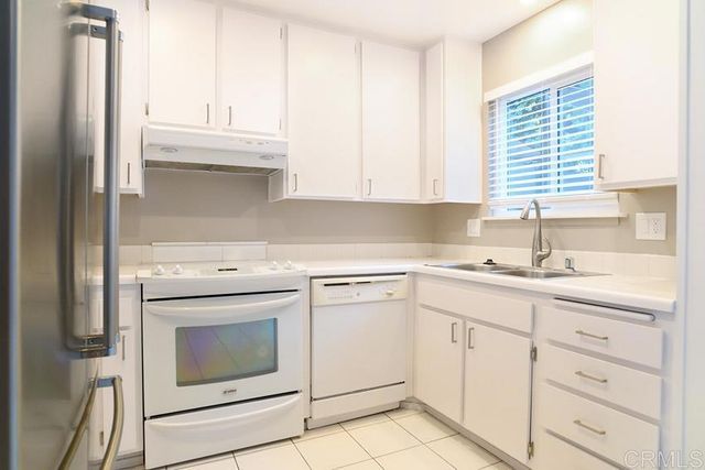 9007 Fanita Rancho Road, Santee, CA 92071