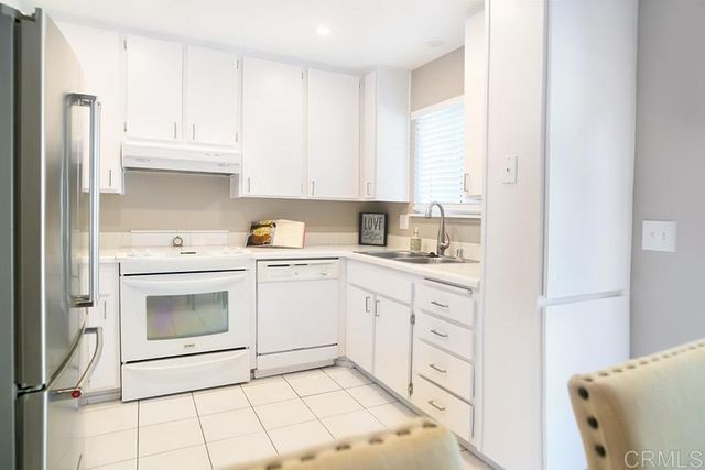 9007 Fanita Rancho Road, Santee, CA 92071