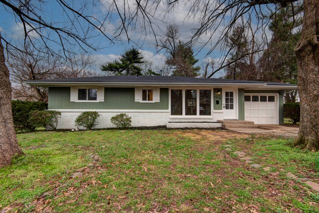 1318 S Newton Avenue, Springfield, MO 65807