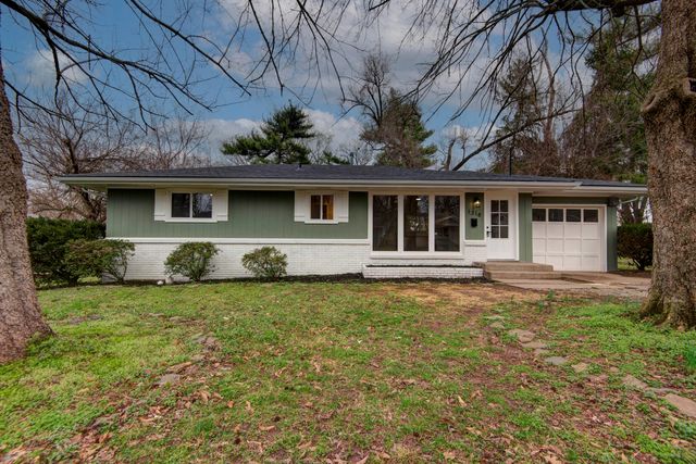 1318 S Newton Avenue, Springfield, MO 65807