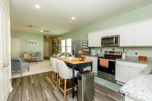 4406 Ocean Farm Drive, Summerville, SC 29485