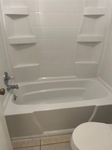 7064 Greenway Chase Street, Houston, TX 77072