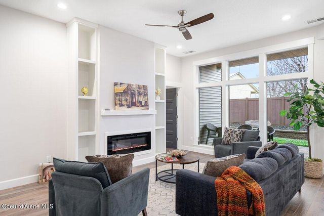 13916 N Rainier Loop, Rathdrum, ID 83858