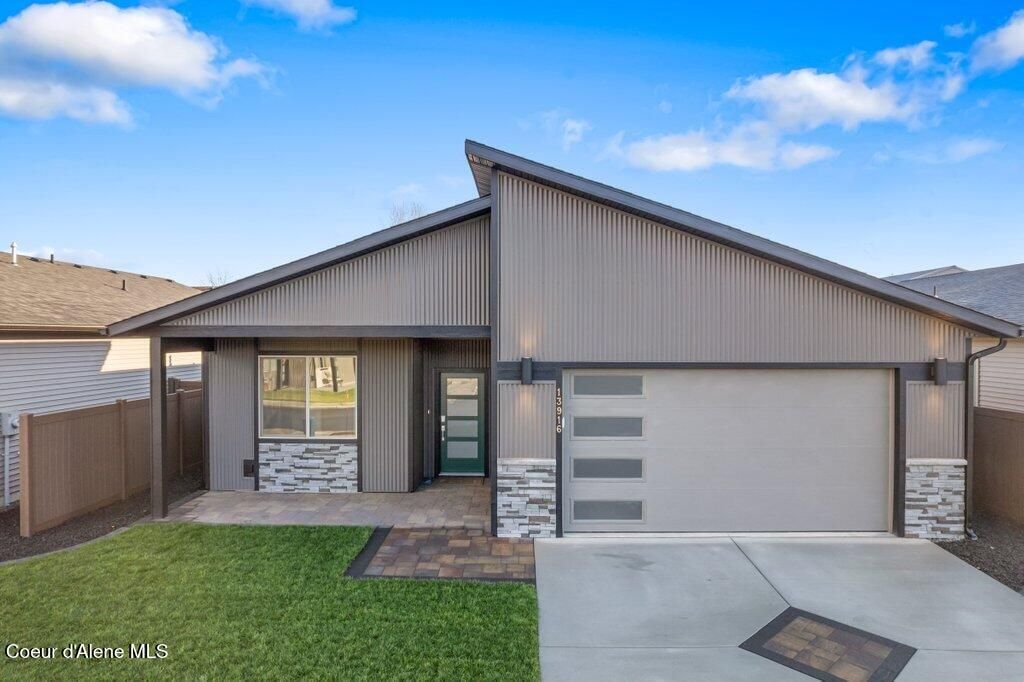 13916 N Rainier Loop, Rathdrum, ID 83858