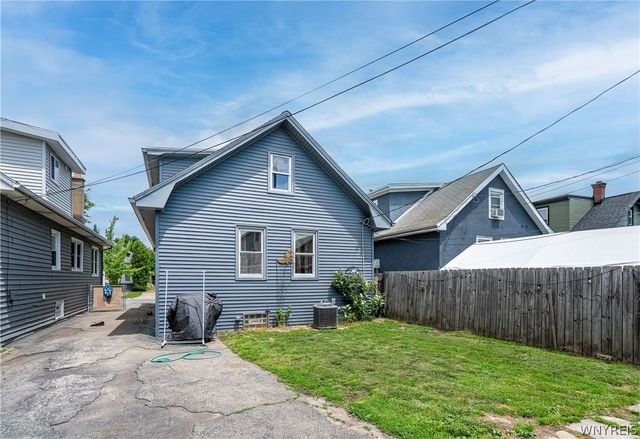 251 Parkwood Avenue, Tonawanda, NY 14217