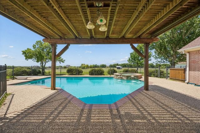 2176 English Road, Rockwall, TX 75032