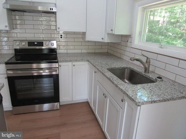 3219 LUCKY DR, Street, MD 21154