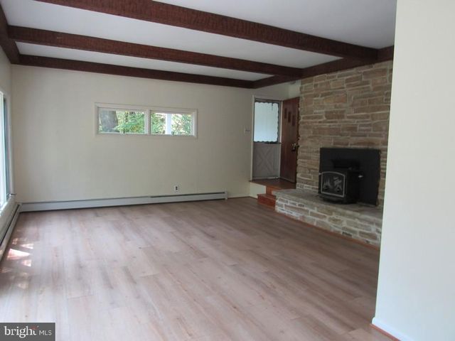 3219 LUCKY DR, Street, MD 21154