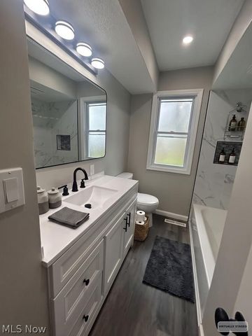 35888 Chestnut Ridge Road, North Ridgeville, OH 44039