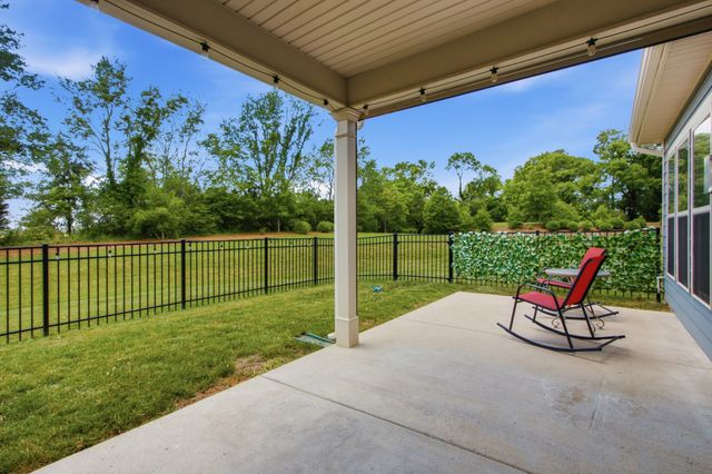 1948 Fayette Ct, Spring Hill, TN 37174