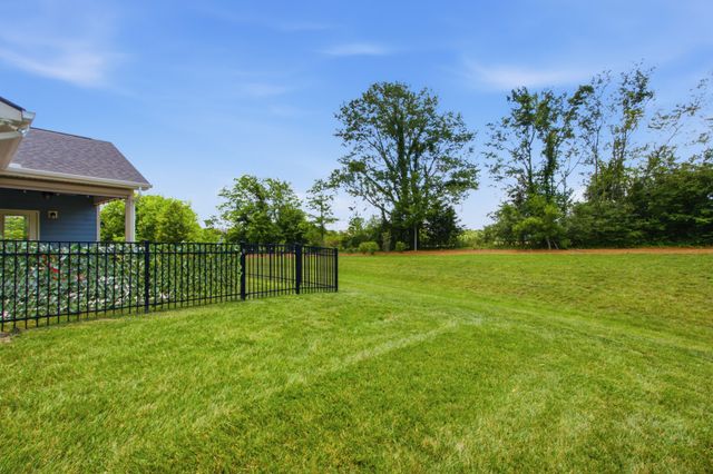 1948 Fayette Ct, Spring Hill, TN 37174