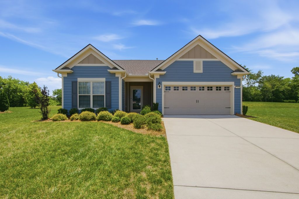 1948 Fayette Ct, Spring Hill, TN 37174