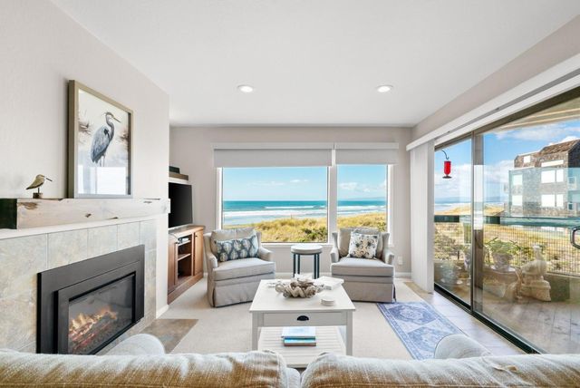 101 Shell Drive 225, Watsonville, CA 95076