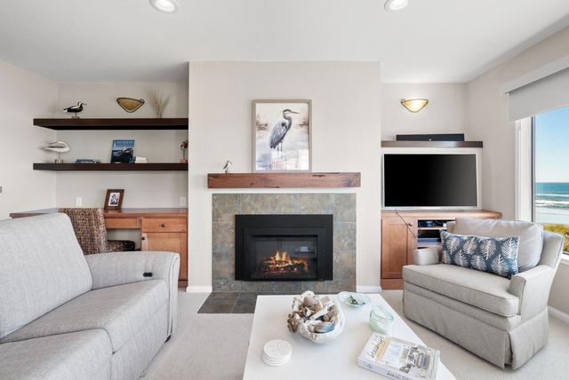 101 Shell Drive 225, Watsonville, CA 95076