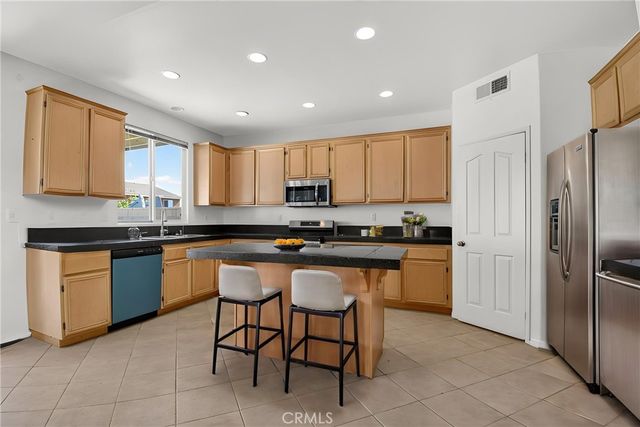 13878 Chestnut, Victorville, CA 92392