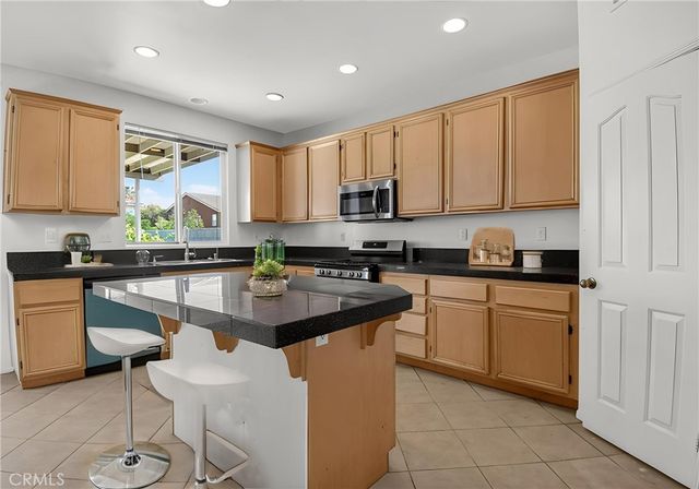 13878 Chestnut, Victorville, CA 92392
