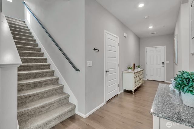 1226 Baker Heights Loop, Bremerton, WA 98312