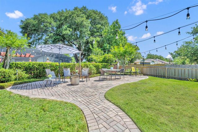 8825 BUTTERNUT BOULEVARD, Orlando, FL 32817