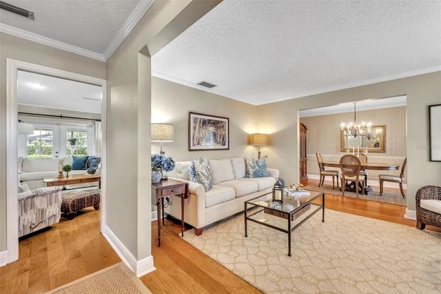 8825 BUTTERNUT BOULEVARD, Orlando, FL 32817