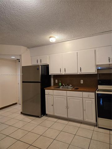 130 S Shore Dr 3B, Miami Beach, FL 33141