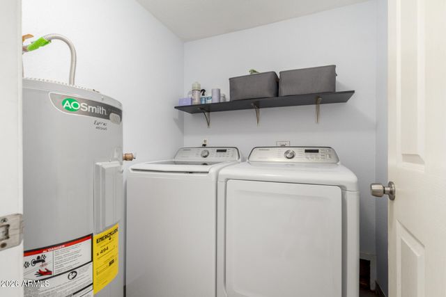 915 S HACIENDA Drive, Tempe, AZ 85281