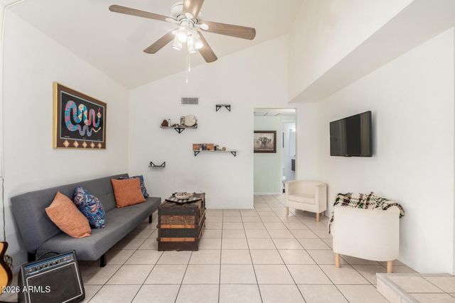 915 S HACIENDA Drive, Tempe, AZ 85281