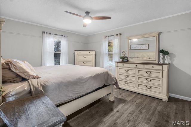 908 E Cottonwood Lane, Dexter, MO 63841