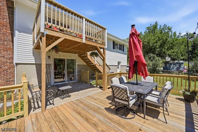 1 Hampton Spring Rd, Hampton Twp., NJ 07860