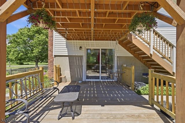1 Hampton Spring Rd, Hampton Twp., NJ 07860