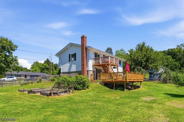 1 Hampton Spring Rd, Hampton Twp., NJ 07860