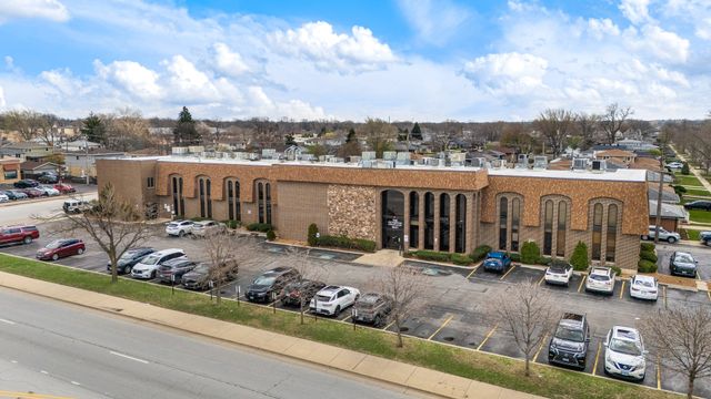 4647 W 103RD Street 2B-2F, Oak Lawn, IL 60453