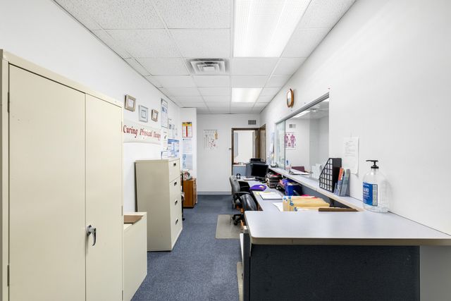 4647 W 103RD Street 2B-2F, Oak Lawn, IL 60453