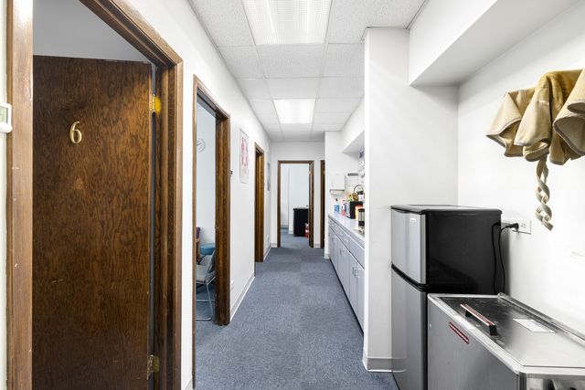 4647 W 103RD Street 2B-2F, Oak Lawn, IL 60453
