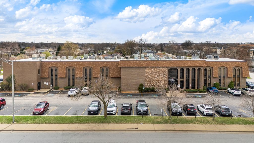 4647 W 103RD Street 2B-2F, Oak Lawn, IL 60453