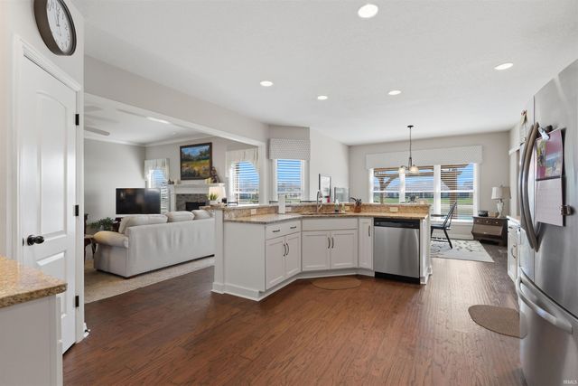 828 Perolla Drive, Fort Wayne, IN 46845