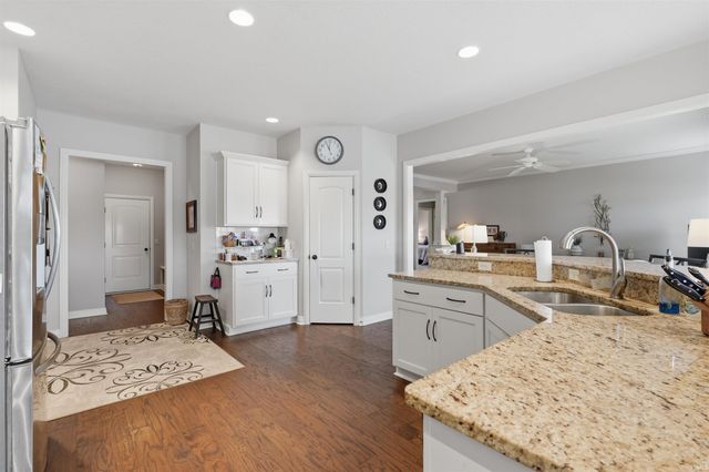 828 Perolla Drive, Fort Wayne, IN 46845