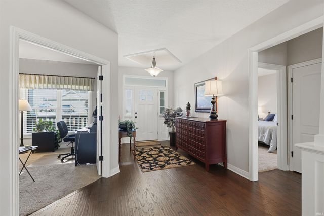 828 Perolla Drive, Fort Wayne, IN 46845