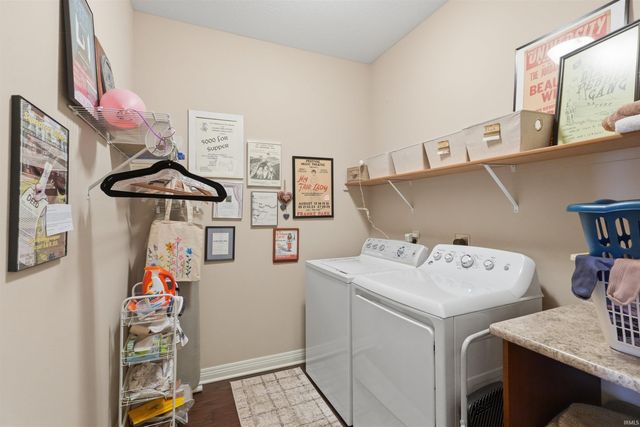 828 Perolla Drive, Fort Wayne, IN 46845