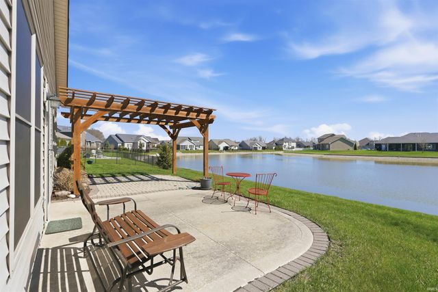 828 Perolla Drive, Fort Wayne, IN 46845